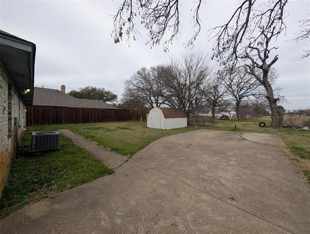 Building Photo - 442 Roosevelt Ave