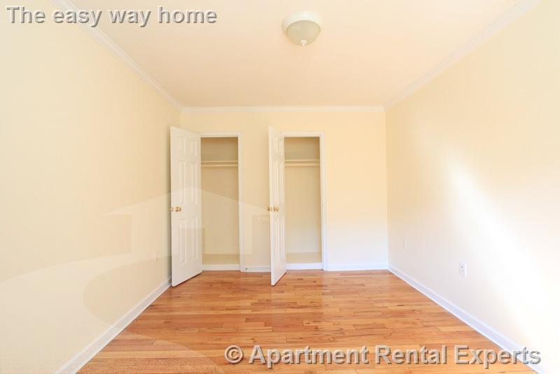 Building Photo - 60 Brattle St