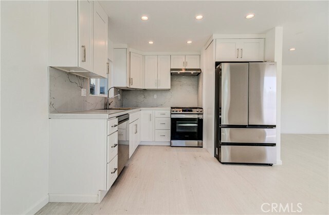 Building Photo - 231 W Escalones