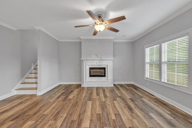 Building Photo - 707 Riva Ridge Rd