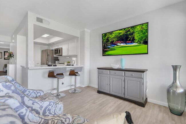 Building Photo - 78347 Terra Cotta Ct