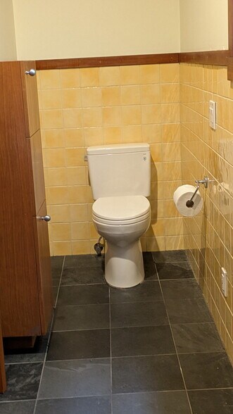 Bathroom - 1915 Grant Ave