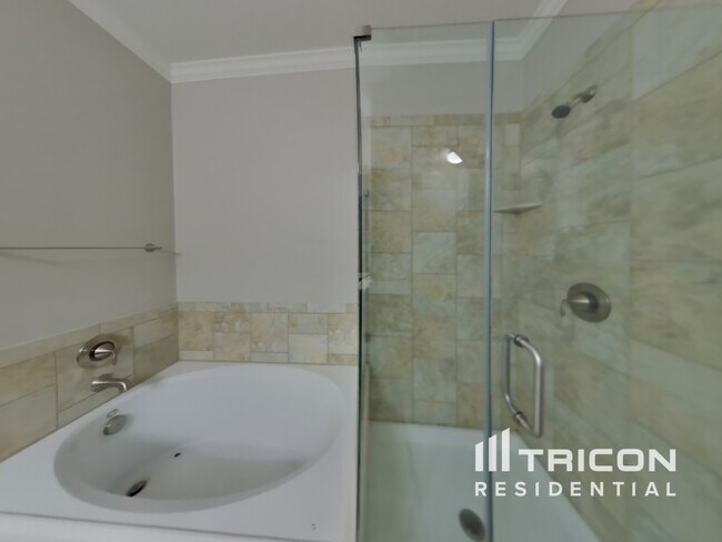 Building Photo - 1367 Star Meadow