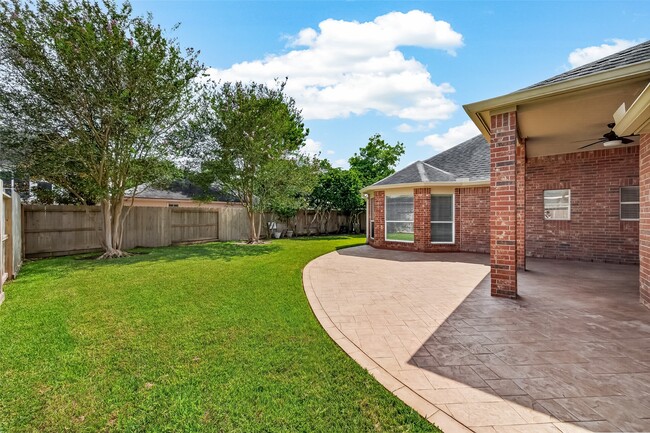 Building Photo - 1527 Lake Pauline Ct
