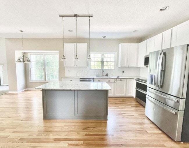 Building Photo - 7492 Fairfield Lakes Dr