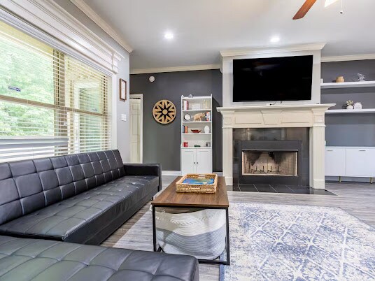 Building Photo - 8116 Kanis Oaks Dr