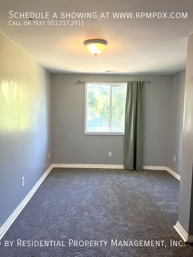 Building Photo - 4512 SW Fairvale Ct