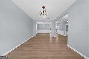 Building Photo - 5435 Mirror Lake Dr