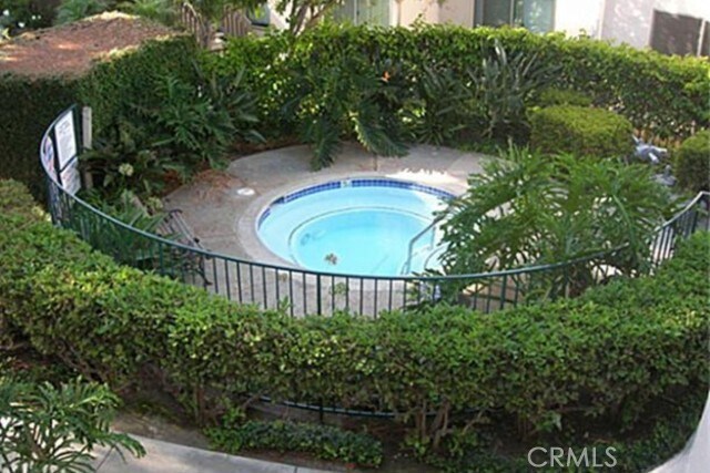 Building Photo - 1230 Cabrillo Park Dr