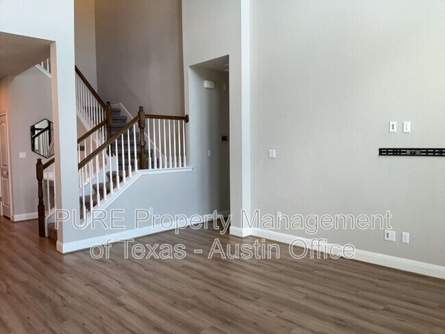 Building Photo - 308 Windom Way