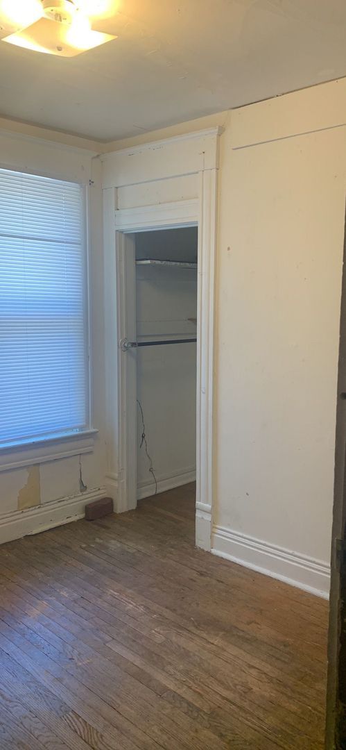 Building Photo - 121