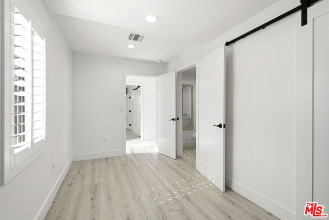 Building Photo - 10321 Sala Pl