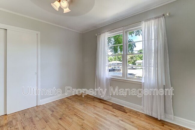 Building Photo - 5332 Wrightsville Ave