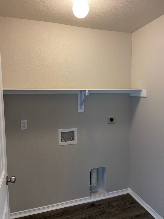 Building Photo - *Start 2026 Rent FREE!* Four Bedroom | Two Bathroom in Jonesboro