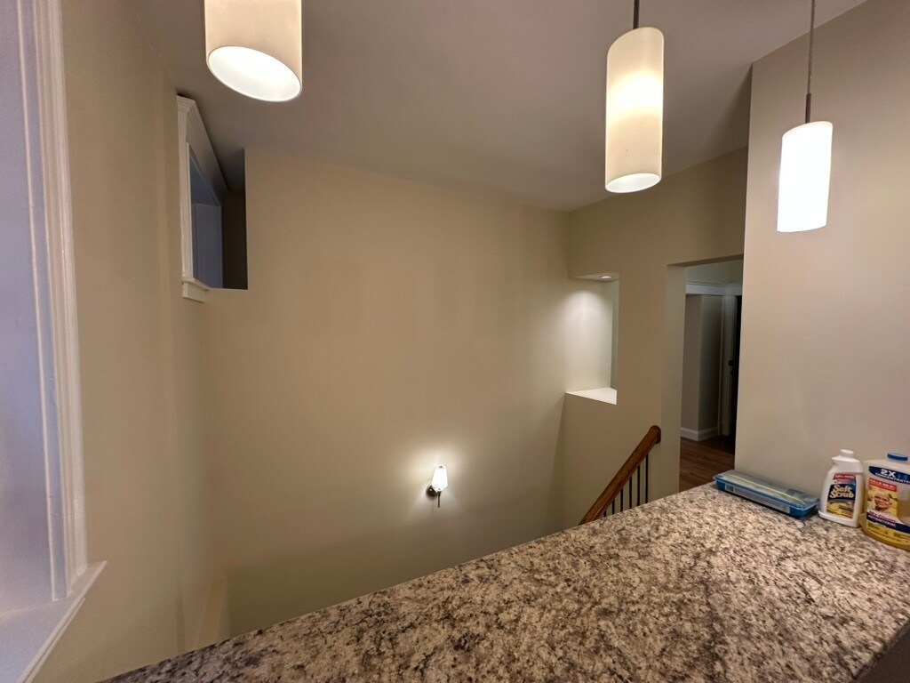 Building Photo - 184 Saint Paul St