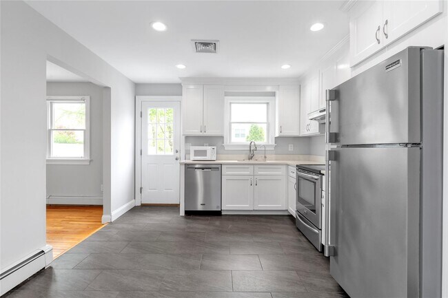 Building Photo - 38 Dunes Ln