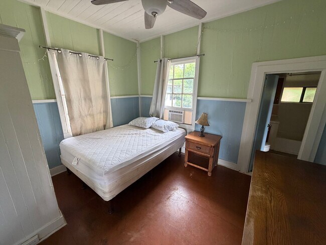 Building Photo - Furnished 4 Bedroom Paia
