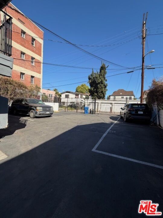 Building Photo - 1407 Alvarado Terrace