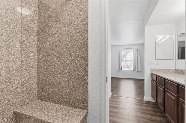 Building Photo - 2606 S Durango Dr