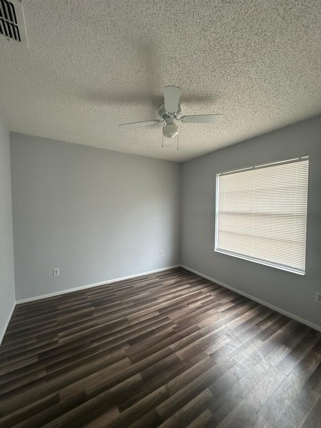 Building Photo - 1145 John Ridge Ct