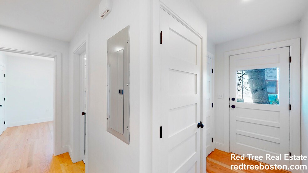 Building Photo - 44 High St