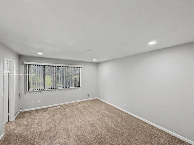 Building Photo - 6395 Joaquin Murieta Ave