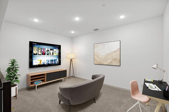 Building Photo - 7135 Buchanan Dr