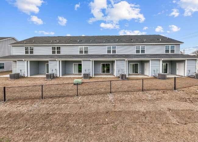 Building Photo - 2611 Virginia Mae Ln
