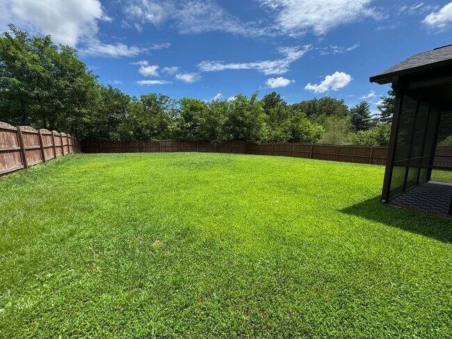 Building Photo - South AVL - Beautiful, Spacious, Versatile...
