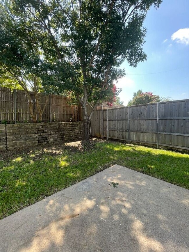 Building Photo - PICTURE PERFECT 3/2 Home in Superb Location in Highly Desirable Park Glen Neighborhood!(( Keller ...