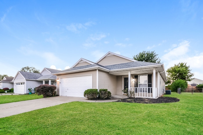 Primary Photo - 818 Ashley Ct