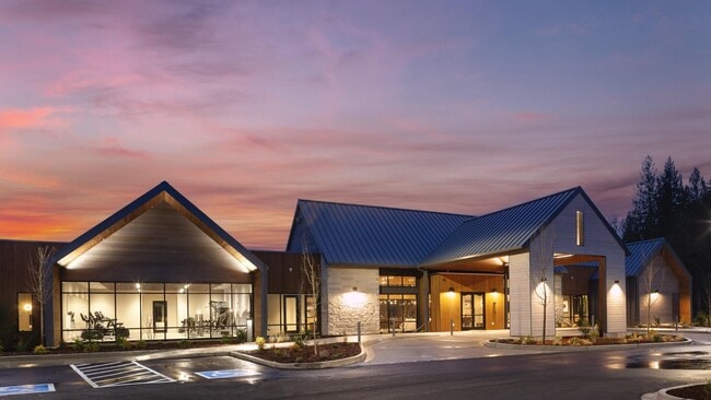 Building Photo - New 2-Bedroom, 2-Bathroom House in Ten Trails' 55+ Community