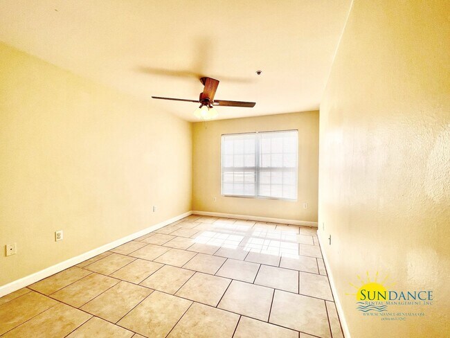 Building Photo - Great 3 Bedroom Townhouse in Fort Walton!