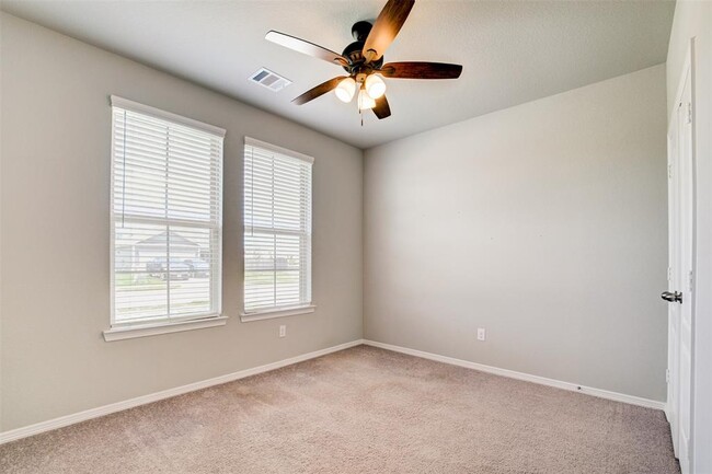 Building Photo - 25607 Northpark Spruce Dr