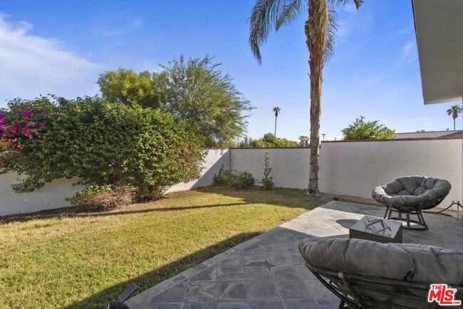 Building Photo - 74125 San Marino Way