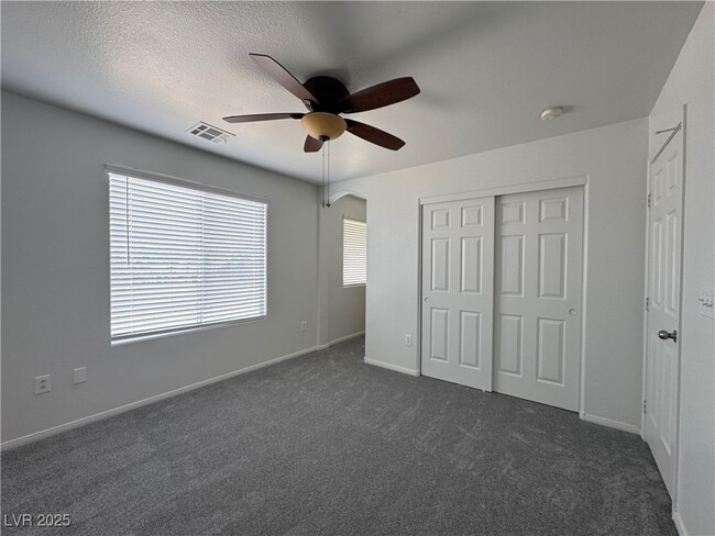 Building Photo - 9934 Juniper Haven Ave