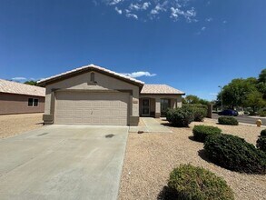 Building Photo - 17701 N Woodrose Ave