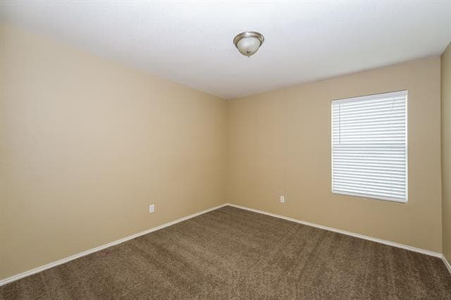 Building Photo - 1100 W Cottonwood Dr