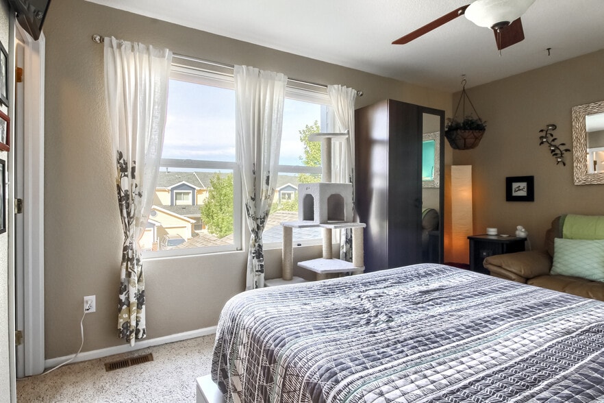 Building Photo - 345 Smith Cir