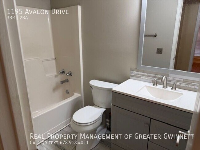 Building Photo - 1195 Avalon Dr