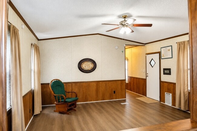 Building Photo - 14134 Brownsville St