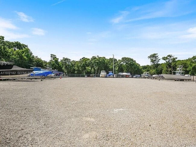 Building Photo - 202 Sanctuary Dr.