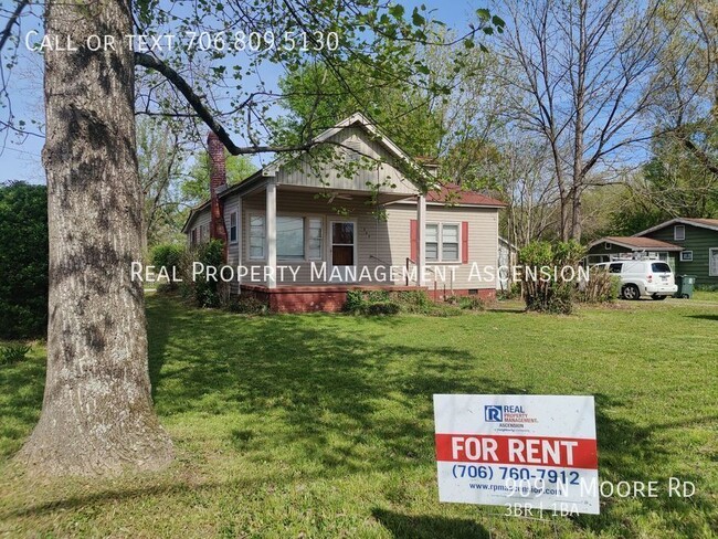 Primary Photo - East Brainerd 3 Bed 1 Bath