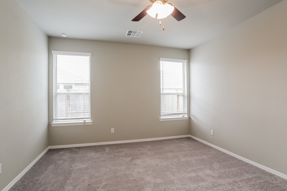 Building Photo - 25726 Northpark Palm Dr