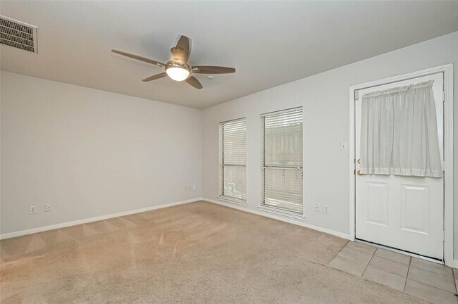Building Photo - 1425 Oneil St