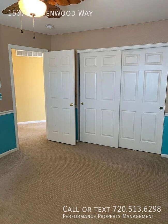 Building Photo - 1537 Laurenwood Way