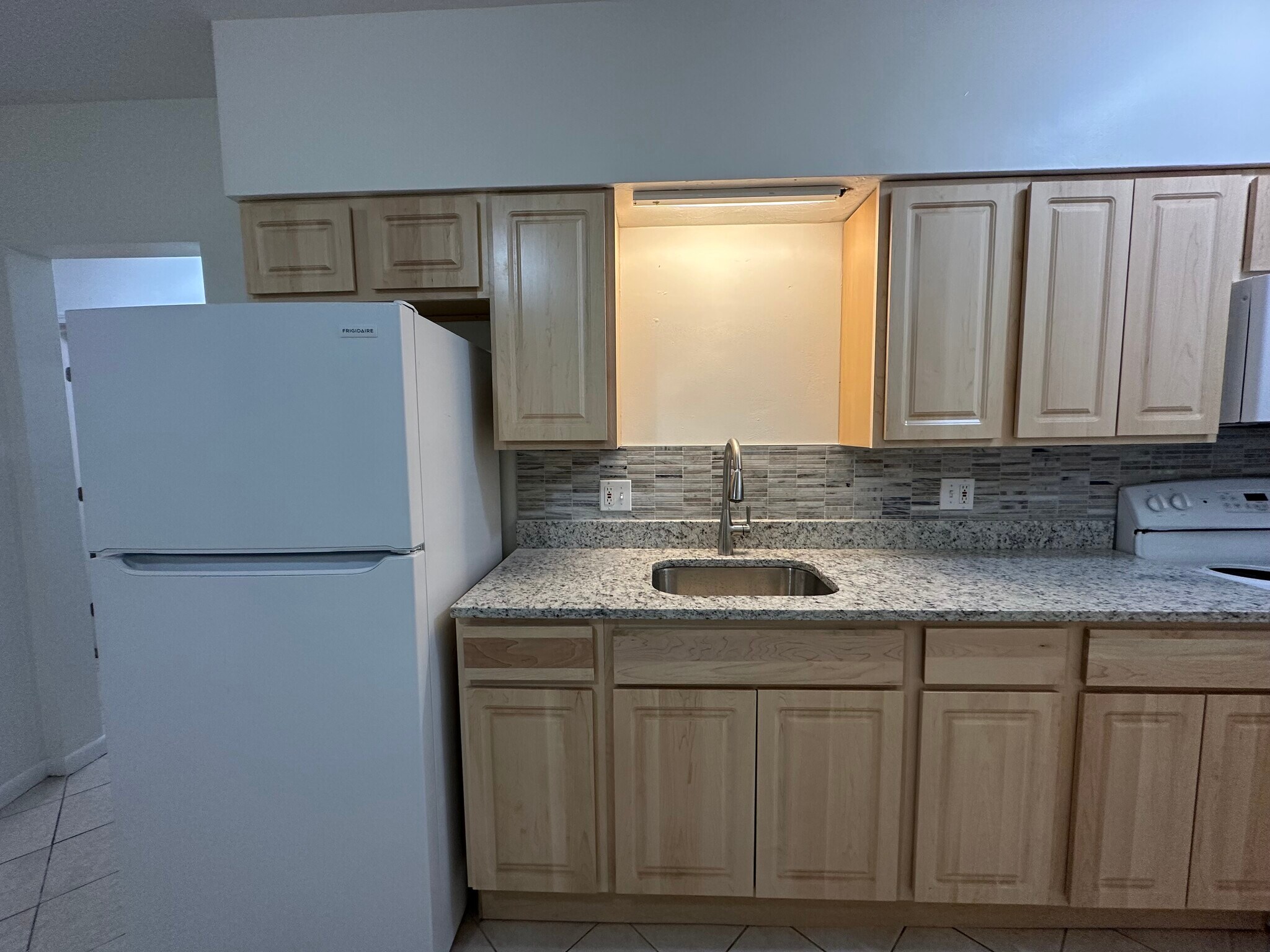 Kitchen - 245 Green St