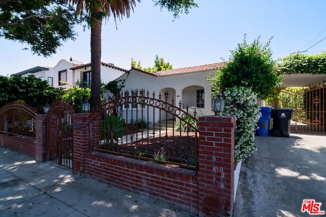 Building Photo - 641 N Martel Ave
