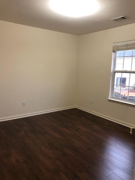 Building Photo - 1465 Leisure Lake Dr