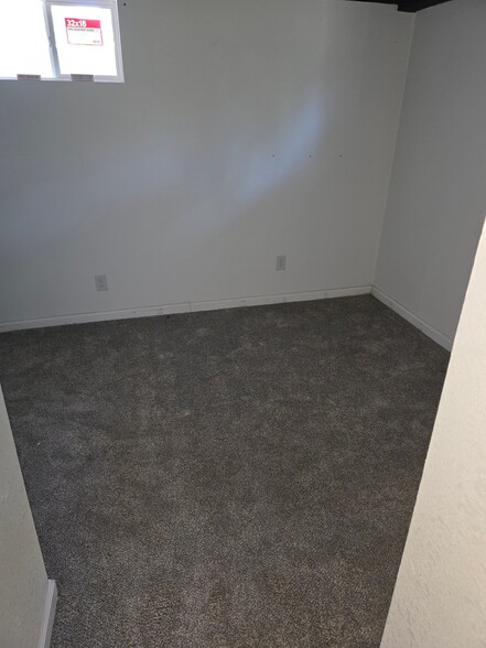Building Photo - 5419 Ridgeway Ave